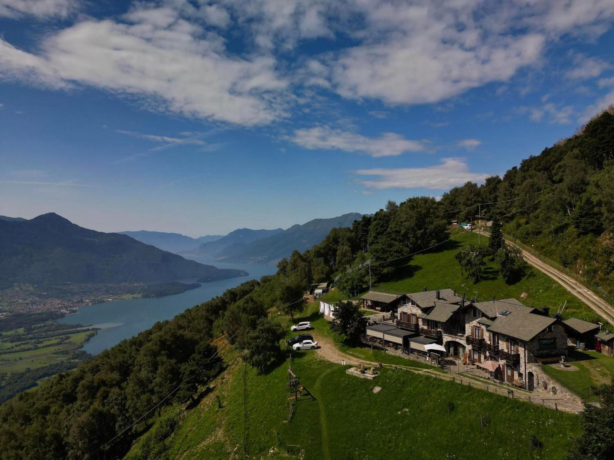 Agriturismo Giacomino Gera Lario Exteriör bild