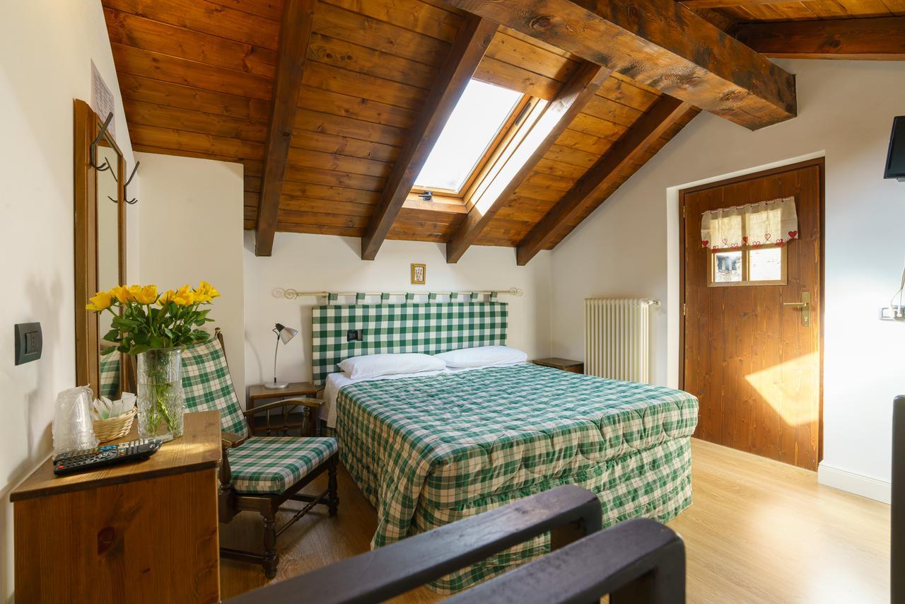 Agriturismo Giacomino Gera Lario Exteriör bild