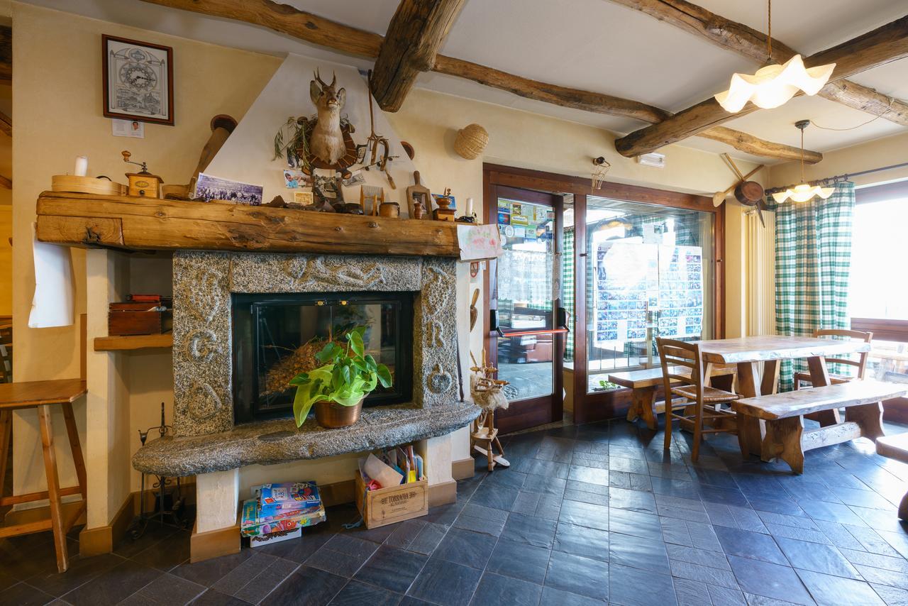 Agriturismo Giacomino Gera Lario Exteriör bild