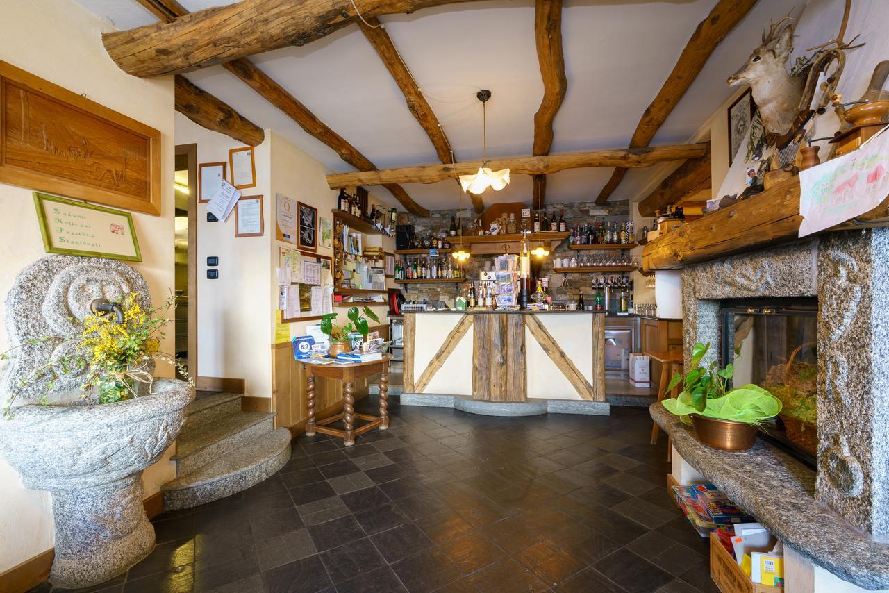 Agriturismo Giacomino Gera Lario Exteriör bild